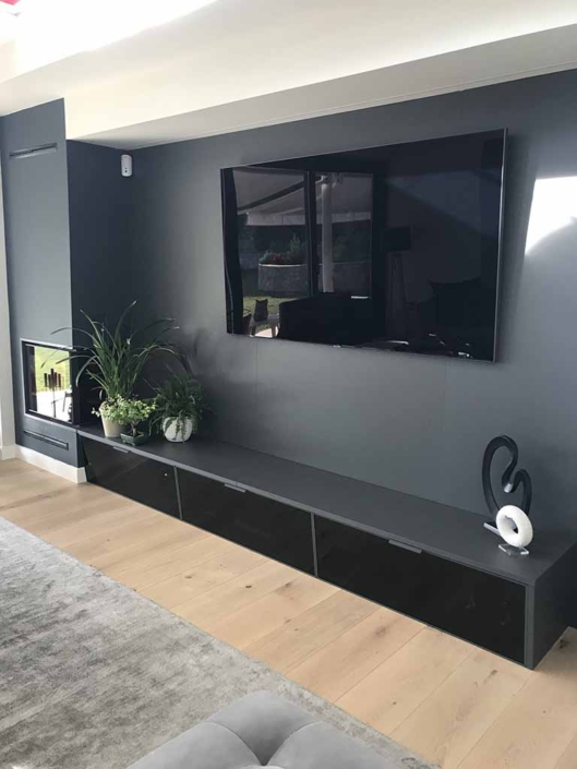 mueble negro tv