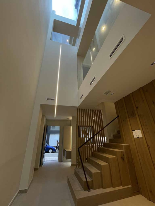 escalera madera casa