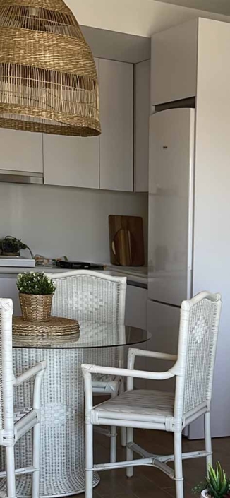 cocina mesa comedor sillas